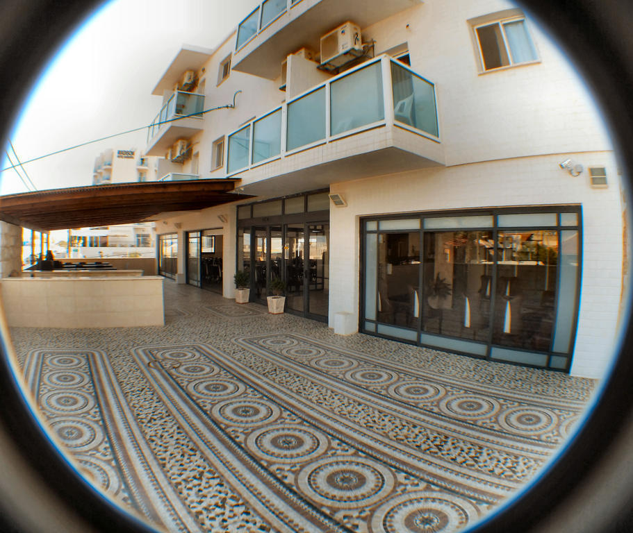 Sea Hotel And Restaurant Nahariya Exterior photo